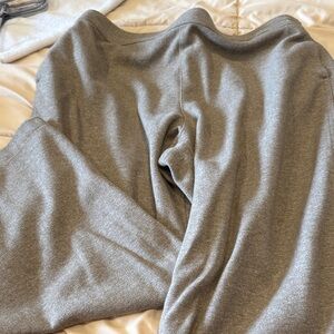Uniqlo Heather Gray Lounge Pants